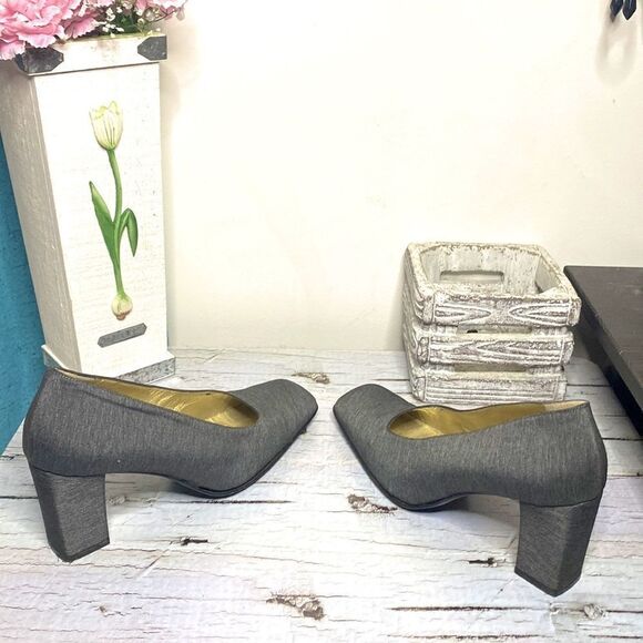 🌷 Bruno Magli🌷 Gray Block Heel Pumps 8B - Picture 5 of 8